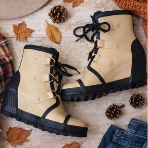 Sorel Women's Black and Tan Joan of Arctic Lace-up Wedge Rain Boots